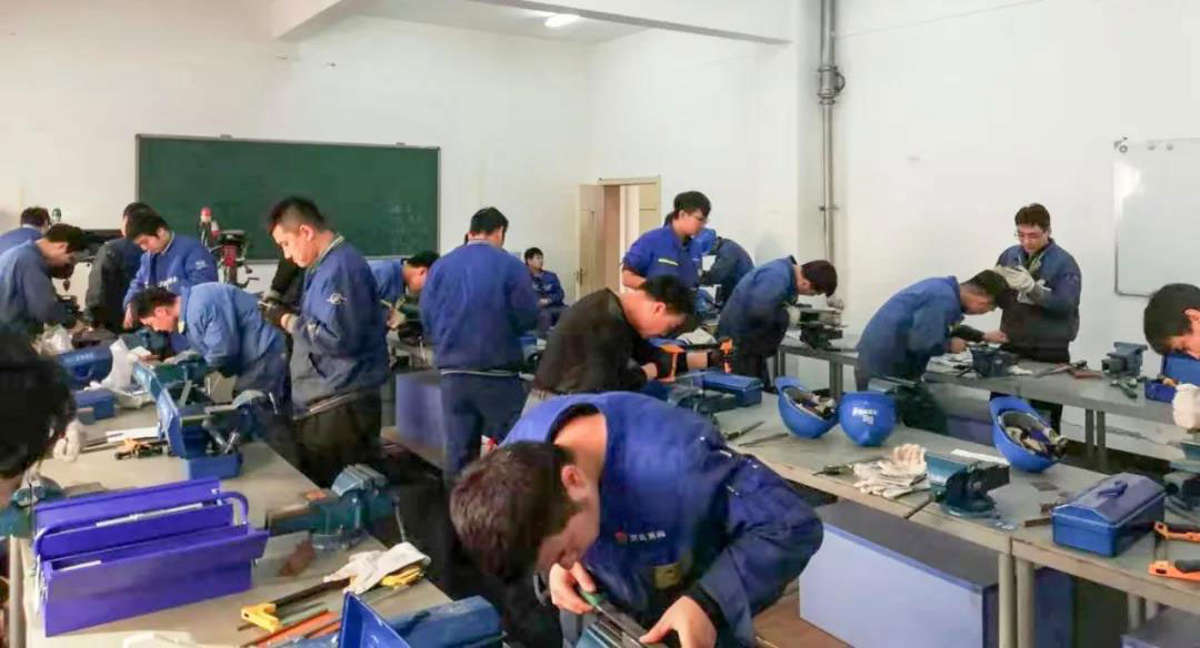 中国·37000威尼斯(股份)有限公司-官方网站